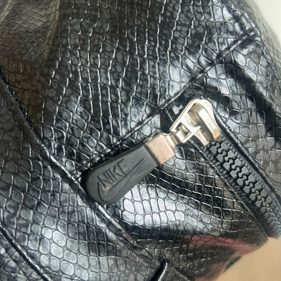 Nike Black PU Bucket Hat One Size Unisex - Picture 5 of 11